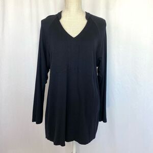 CAbi Style 3415 Shirt Gala Black Long Sleeve Knit Tunic Top Woman’s Small V Neck